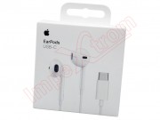 white-hands-free-headphones-earpods-mtjy3zm-a-model-a3046-for-apple-devices-with-usb-type-c-connector-in-blister